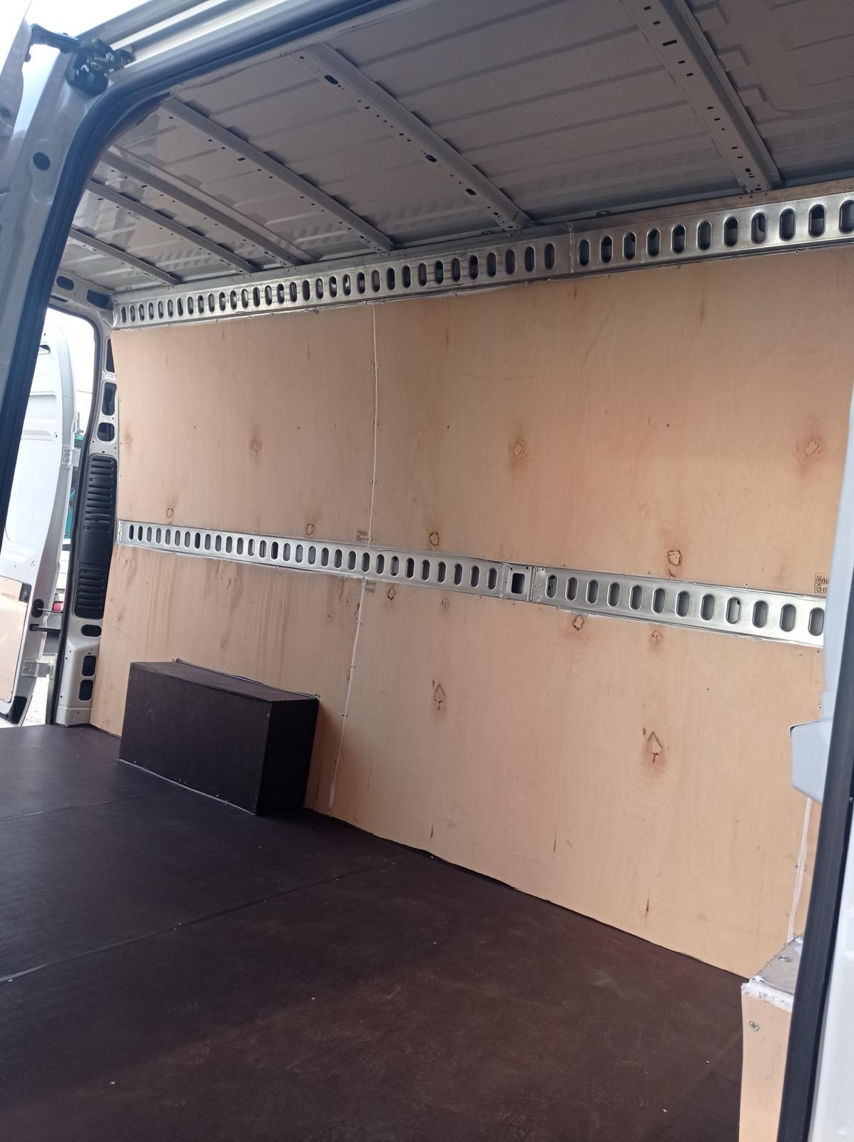 Askılı Tekstil Taşıma 